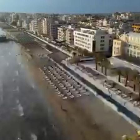 Sandy Blue Sea Durrës Buitenkant foto