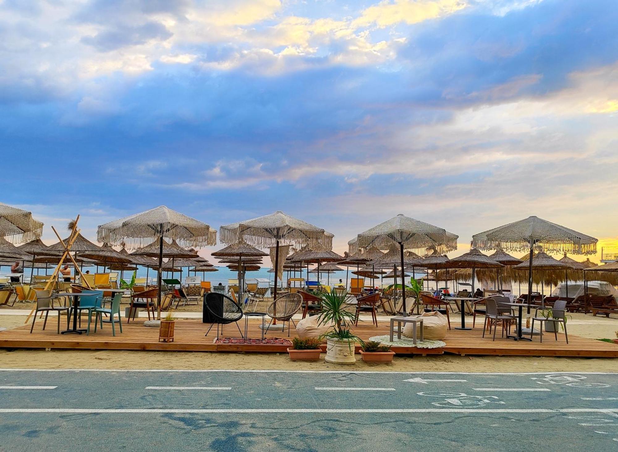 Sandy Blue Sea Durrës Buitenkant foto